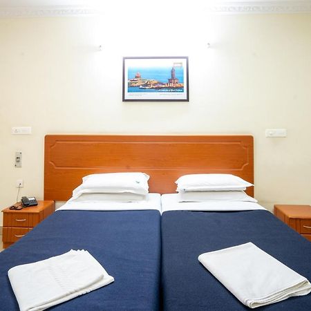 Hotel Tamilnadu -Trichy Tiruchirappalli Екстериор снимка