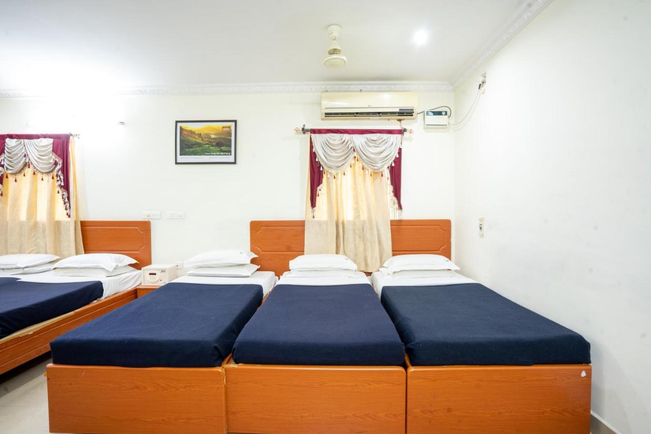 Hotel Tamilnadu -Trichy Tiruchirappalli Екстериор снимка